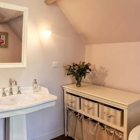 Le Petit Manoir De Kériolet Couette-café